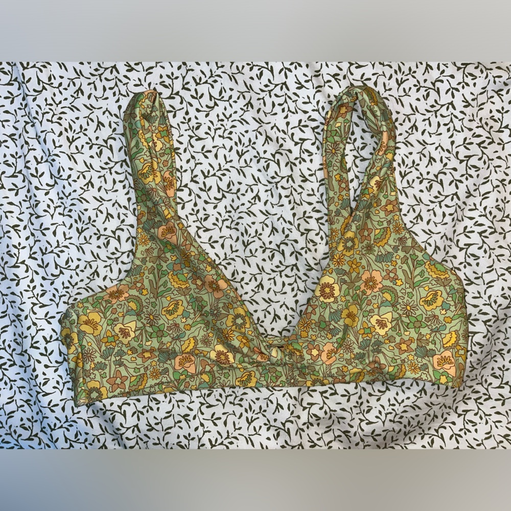 SKatie Penny top in Barcelona